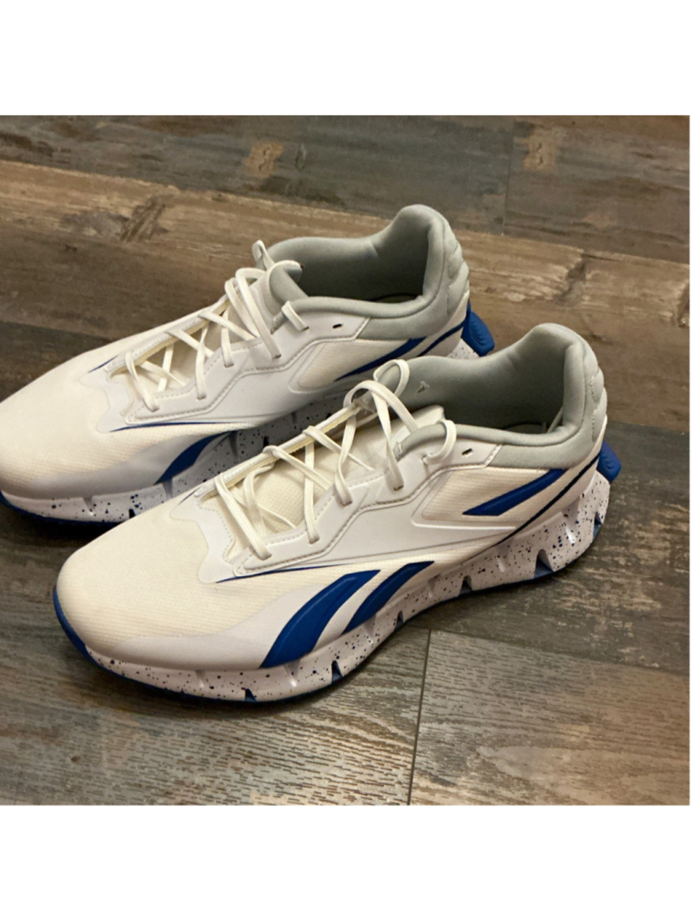 Reebok Men’s White Blue Low Top Lace-Up Athletic Sneaker Solid Casual Activewear